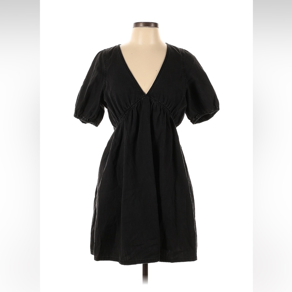Madewell Black V-Neck Puff Sleeve Dress